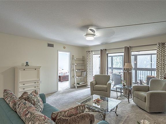 3rd image of 601 Shreve St Building 5