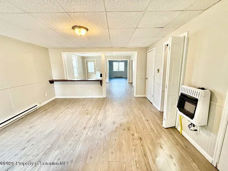 330 N Sumner Ave — Photo 4