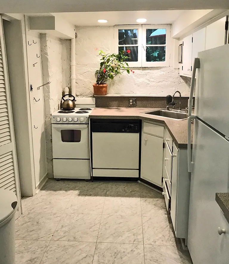 2 bed, 900 sqft, $2,000 — Photo 4