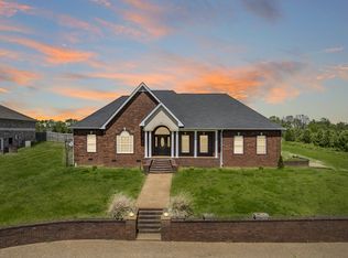 1815 Hartsville Pike, Gallatin, TN 37066