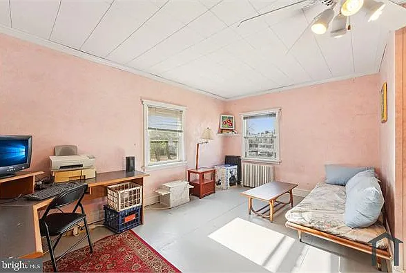 3 bed, 1300 sqft, $1,800 — Photo 3