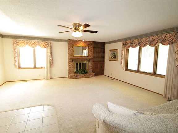 2nd image of 2502 Westminster Dr