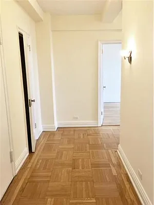 Rented by Buchbinder & Warren | media 20