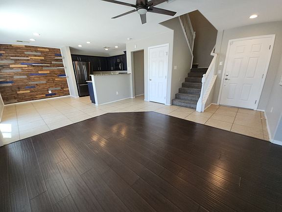 3rd image of 8253 Wildwood Glen Dr