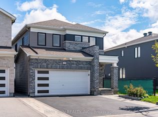 534 Arosa Way, Ottawa, ON K2V 0R8