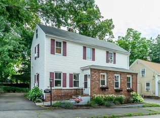 8 Elliott St, Reading, MA 01867