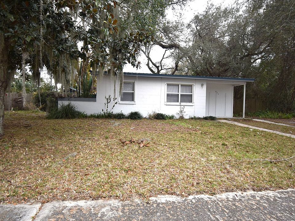 1st image of 811 Rockhill St