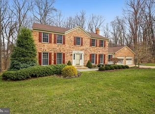 10909 Blue Roan Rd, Oakton, VA 22124