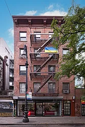 113 Stanton Street in Lower East Side
