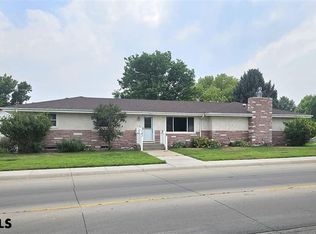 1345 U St, Gering, NE 69341