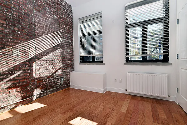 Rented by J Misrahi Realty Corp | media 35