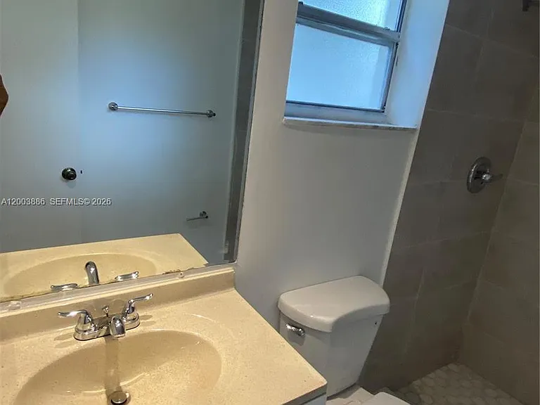 514 Gardens Dr #101 — Photo 6
