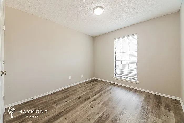 2509 Brooke Trl — Photo 8