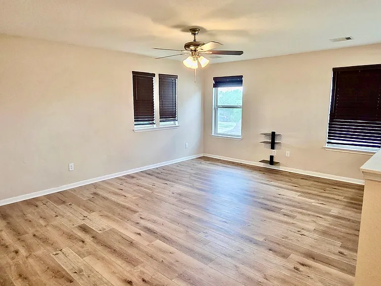 3145 Morgan Meadow Ln — Photo 15