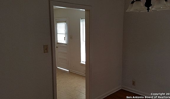 5th image of 1130 Thorain Blvd