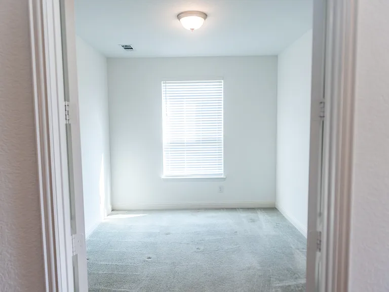 1000 Hoxton Ln — Photo 13
