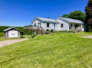 464 Ridge Rd, Windsor, ME 04363