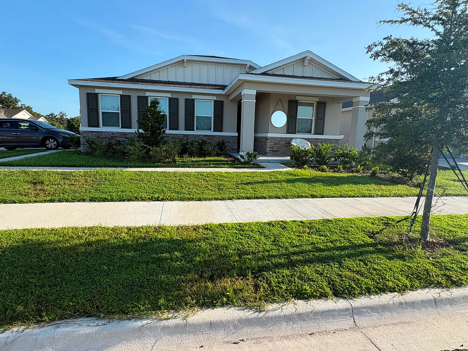 3 bed, 1700 sqft, $2,500 — Photo 1
