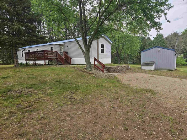W3377 Evergreen Ln, Montello, WI 53949
