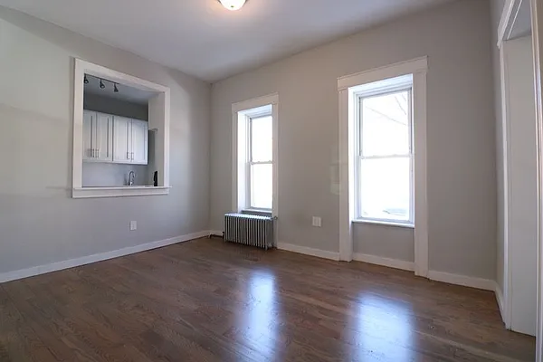 Rented by Nooklyn NYC LLC | media 44