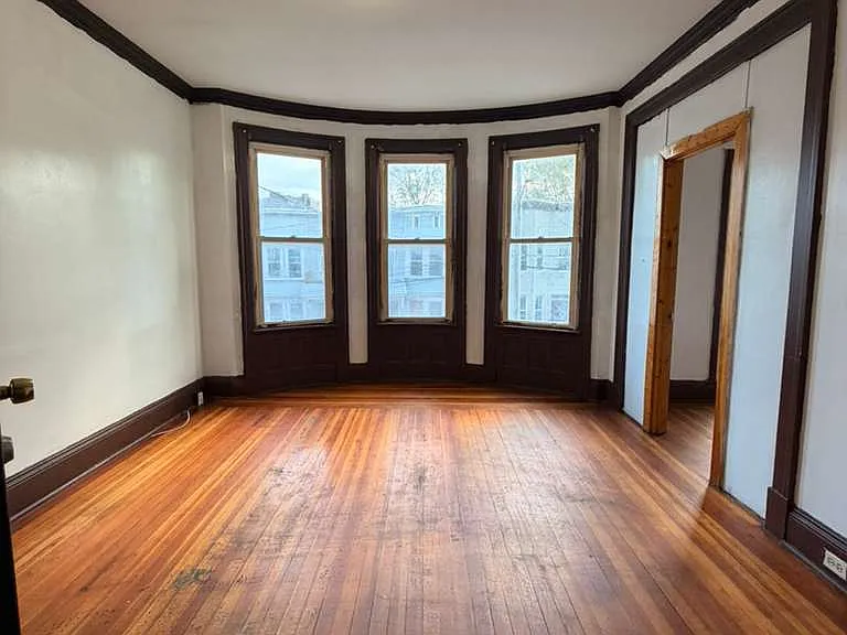 385 Orange St #2 — Photo 3