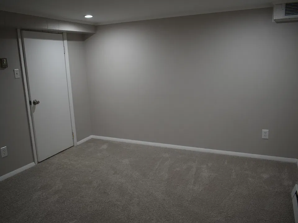 1st bedroom
