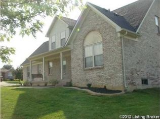222 Cherokee Cir, Mt Washington, KY 40047