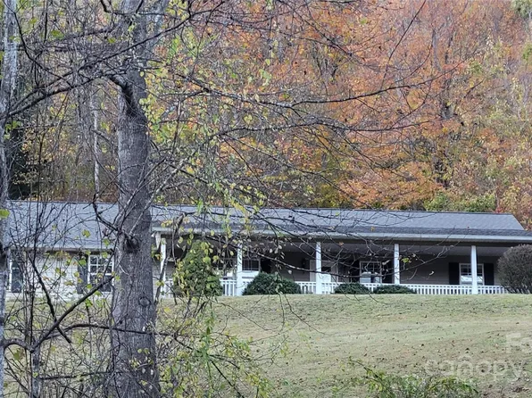 10 Blossom, Burnsville, NC 28714