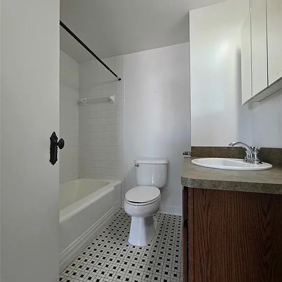 15 E Kirby St #829 — Photo 25