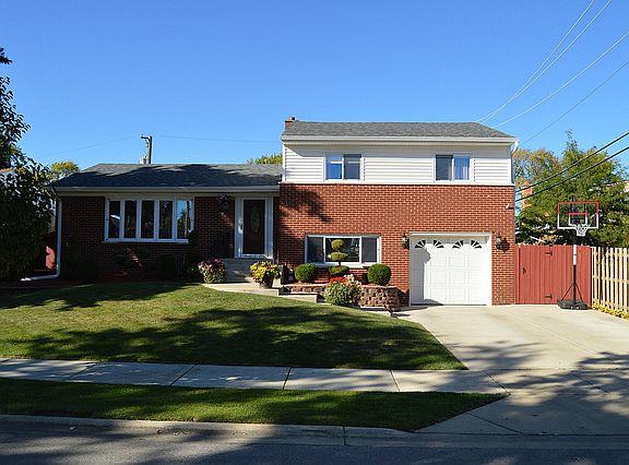 2nd image of 1203 Winston Dr