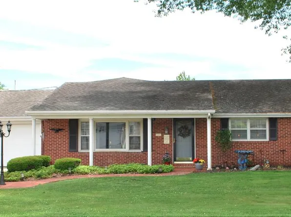 627 Pine Hill Rd, Lititz, PA 17543