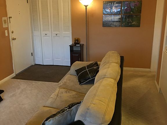 5th image of 3121 Linwood Ave