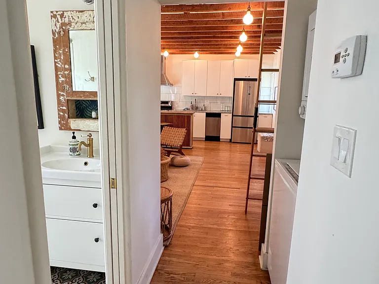 937 E California Blvd #6 — Photo 6