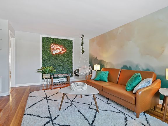 2nd image of 57 Sunnyside Ln