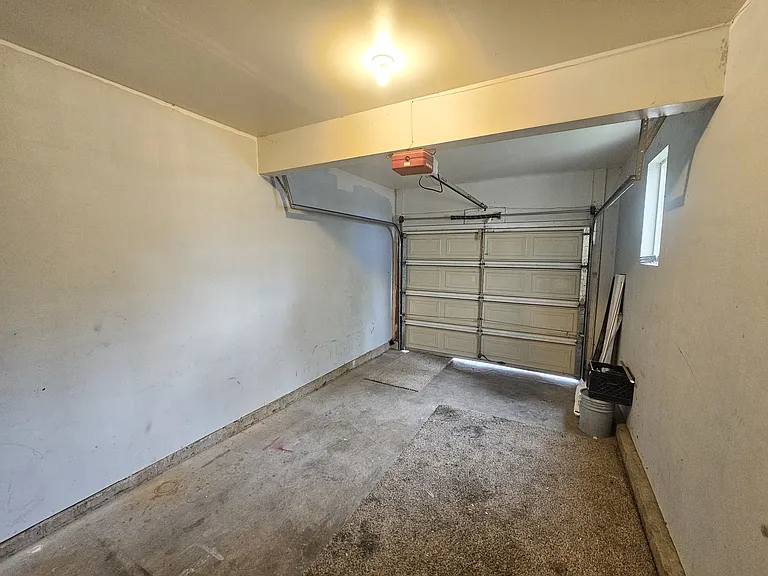 121 W 100 N — Photo 13