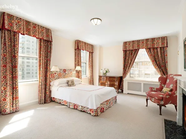 131 East 69th Street image 10 of 15