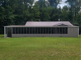 61 Parker Dr, Seale, AL 36875