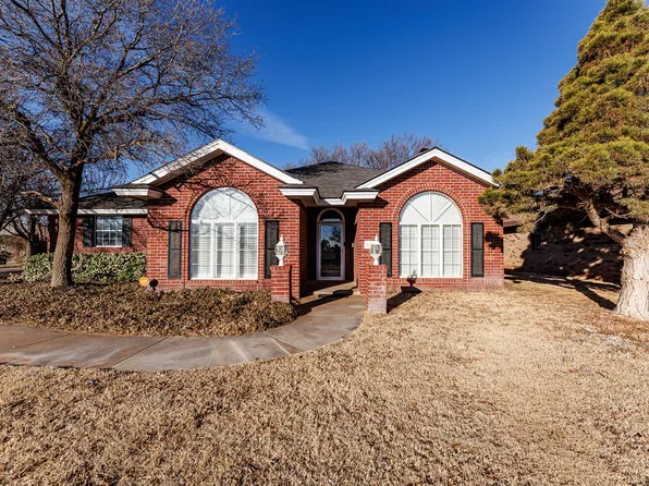 206 Collins Ave, Sundown, TX 79372