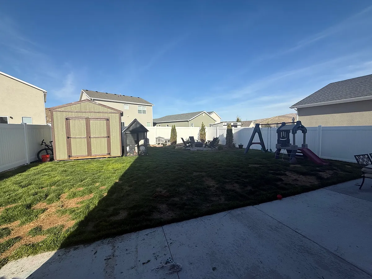 Building Photo - 7288 N Escalante Dr