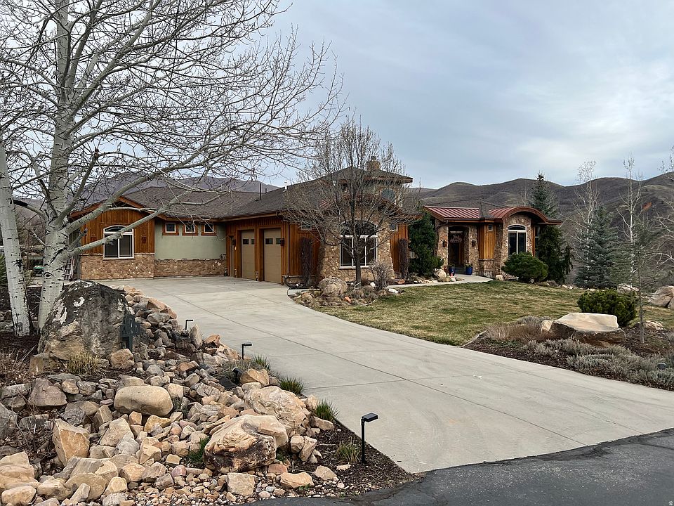 1st image of 47 S Meadow Dr