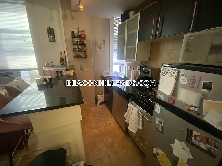 21 Beacon St #10B — Photo 12