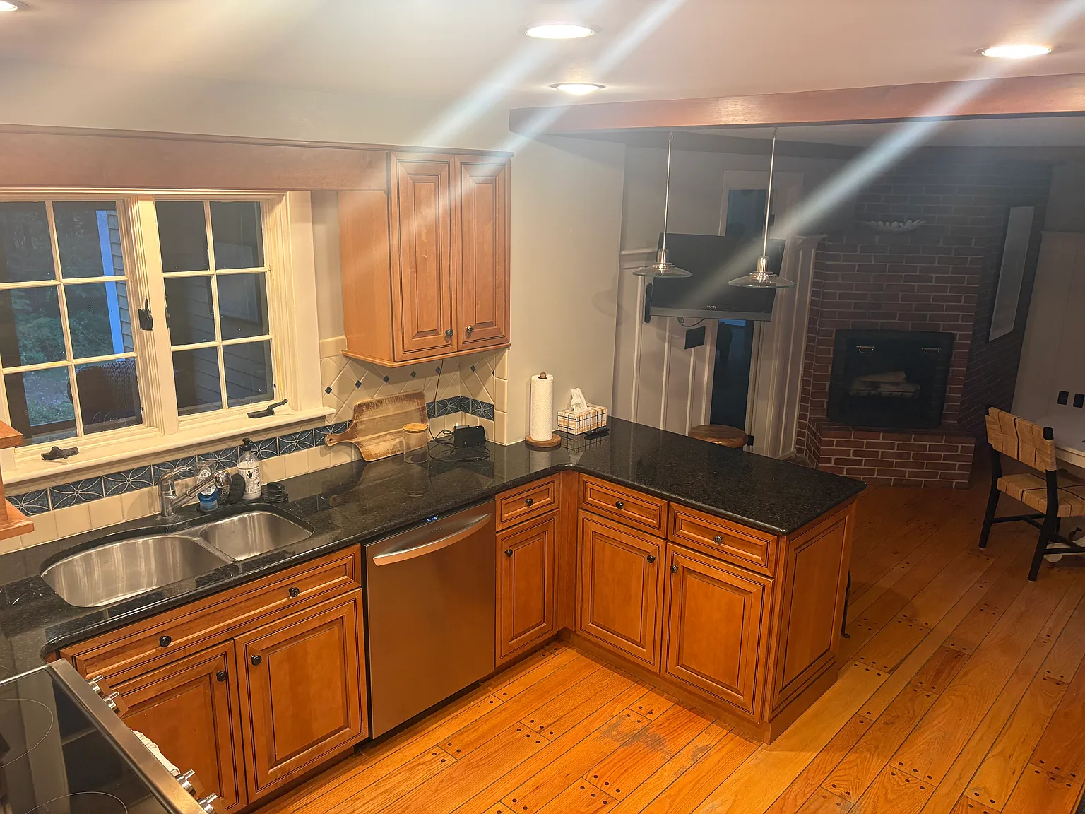 Fully Furnished! Move-In Ready: 172 Readfield Road, Manchester — Photo 4