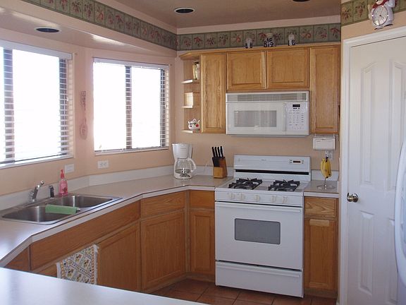 Kitchen Bay Window
