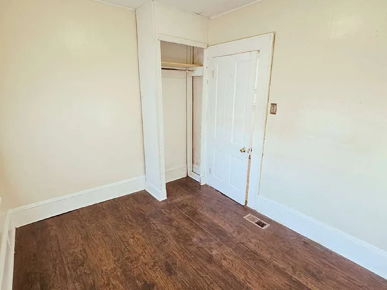 738 Liberty St #738 — Photo 10