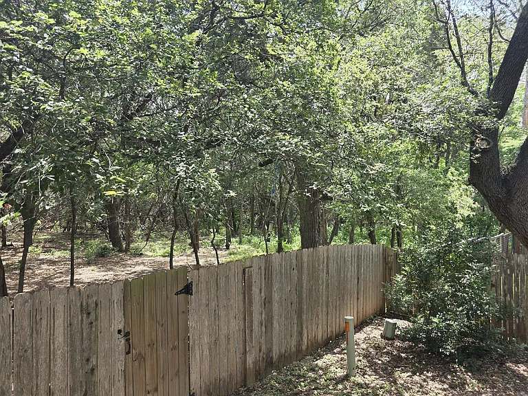 12021 Shady Springs Rd — Photo 30