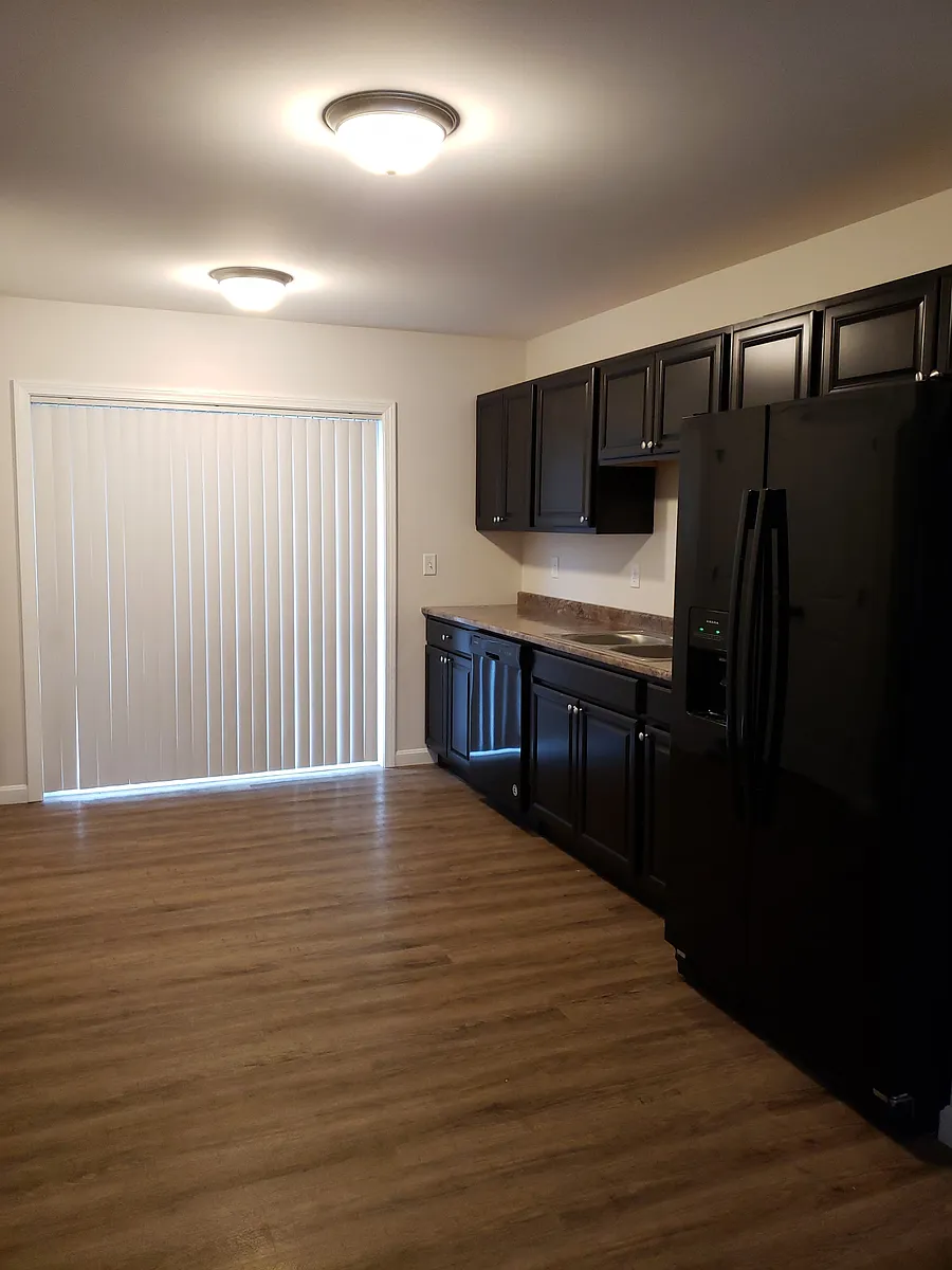 Building Photo - 40 Horseback Rd #3
