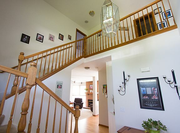 2nd image of 10339 Brighton Ln