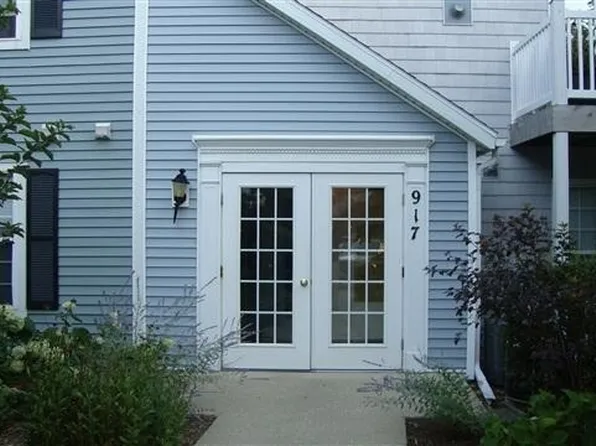 917 Harbor House Dr Unit 3, Madison, WI 53719