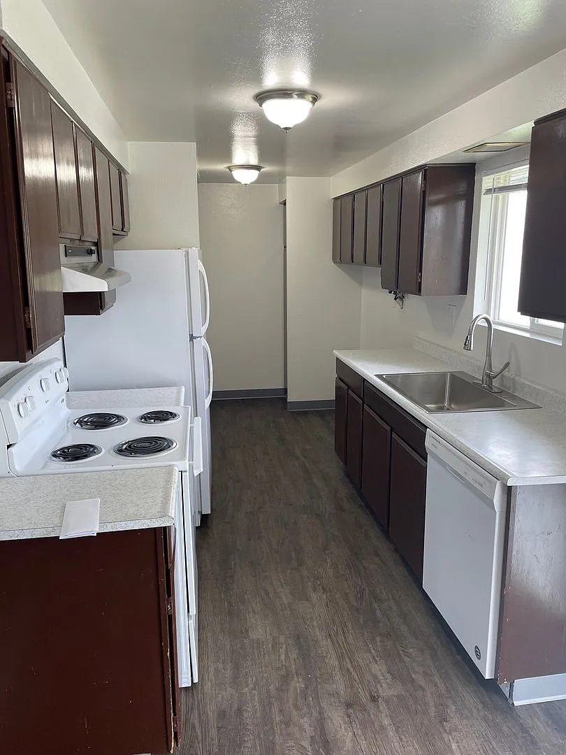 Ridgegate Apartments — Photo 4