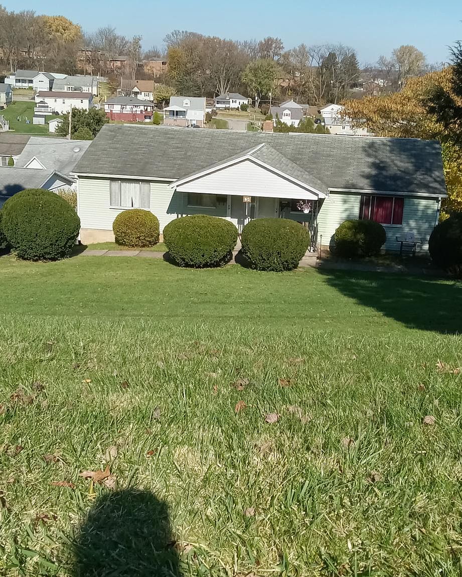 812 W Vine St REAR 812, Mount Pleasant, PA 15666 Zillow